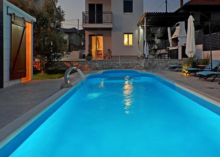 Deluxe Porto Трогир