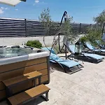 Apartment Deluxe Porto Trogir