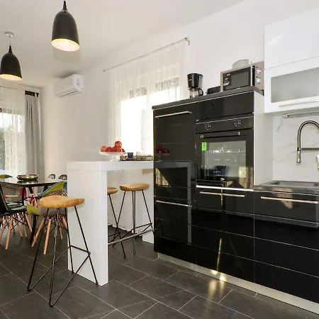 Διαμέρισμα Deluxe Porto Τρογκίρ