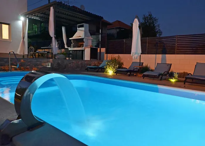 Deluxe Porto דירה טרוגיר